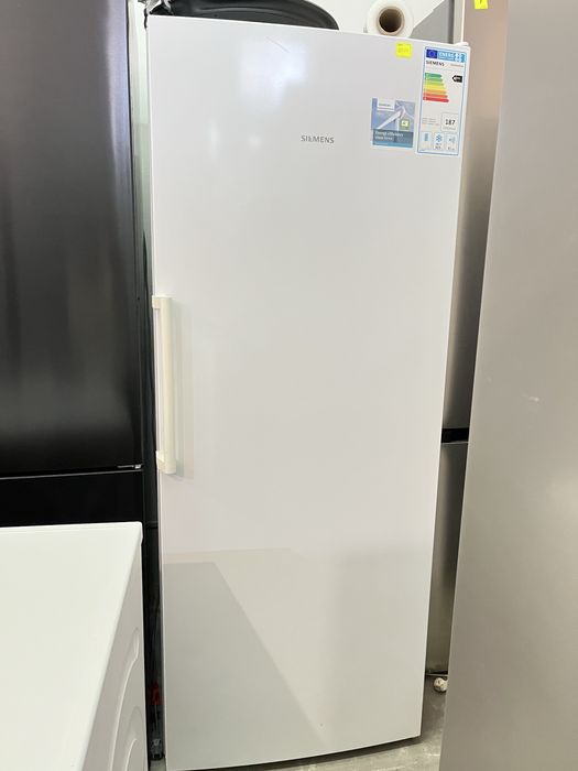Морозильна  камера Beko 185/60 Saw22