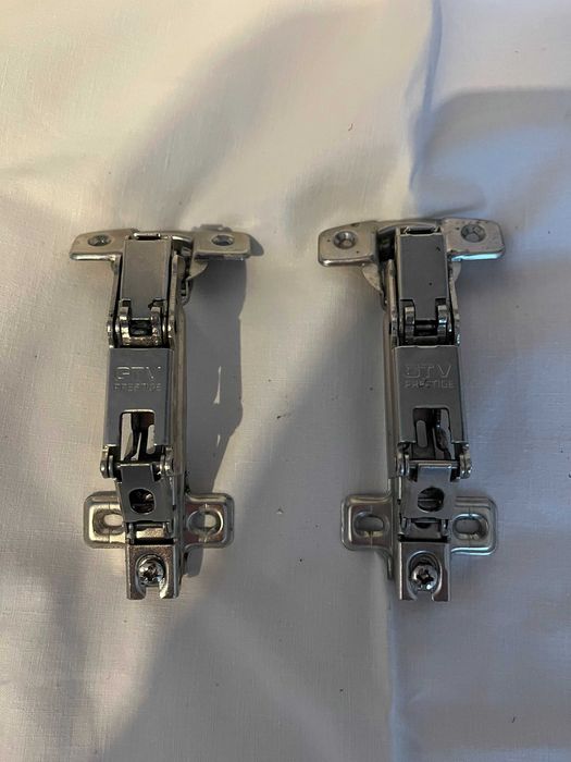 Zawias meblowy kątowy kombajn 165 GTV do szafki narożnej front łamany