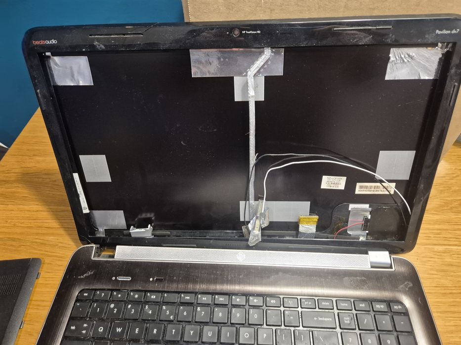Laptop HP dv7 17cali na części