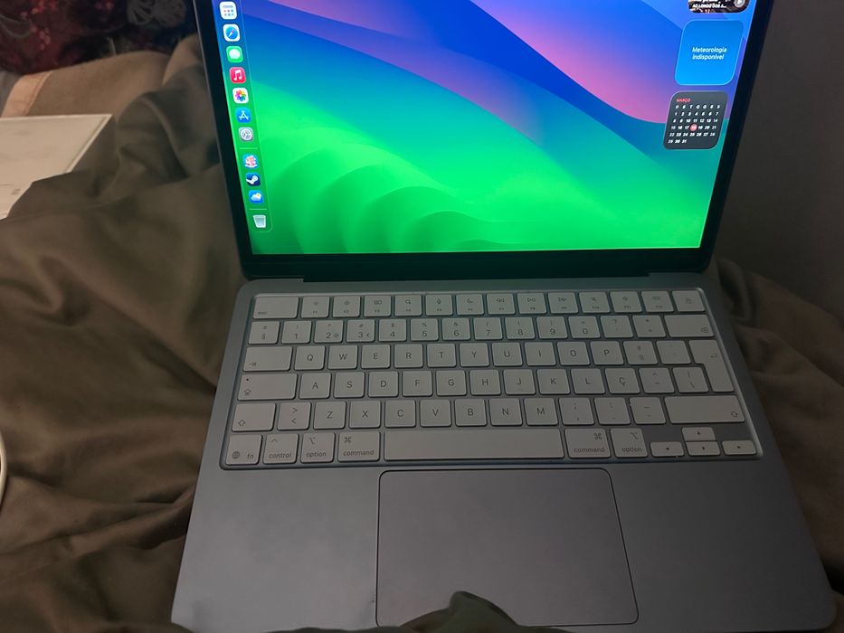 Mac Neo com Factura