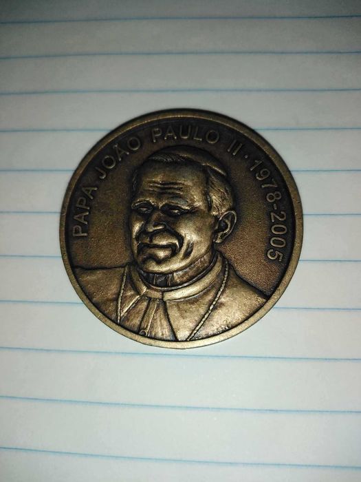 Medalha de homenagem ao Papa João Paulo ||