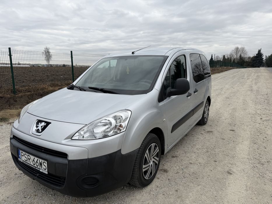 Śliczny Partner / Berlingo 1,6 BENZ KLIMA 5 Osob Salon PL ZAMIANA