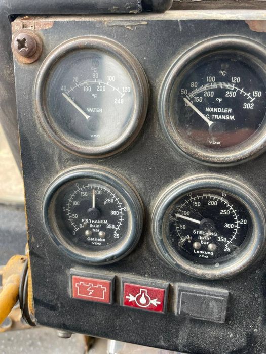 Бульдозер Hanomag D500E turbo,