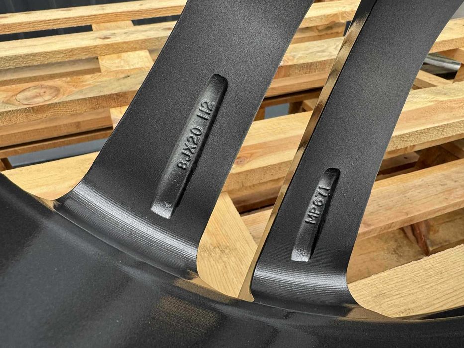 Alufelgi 5x112 r20 VW NOWE Passat Jetta Touran Tiguan CC Arteon 3# Felgi aluminiowe OEM Seat