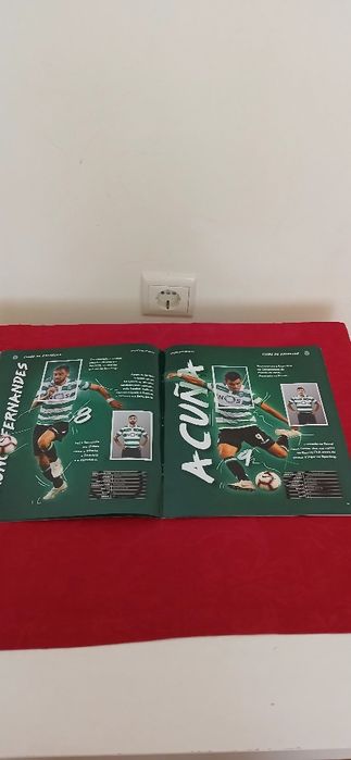 Caderneta Sporting 2018/2019, completa