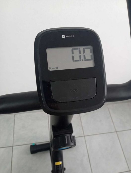 Bicicleta Estática Domyos EB 04 / Essential 2 - Como Nova + Capa Memory Foam