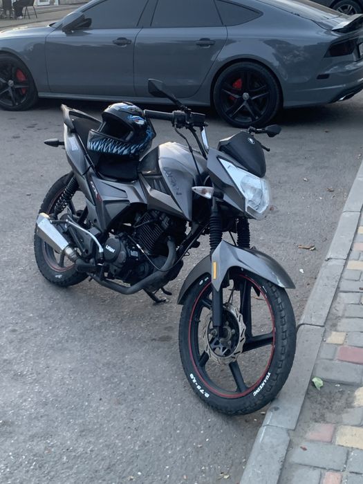 Продам мотоцикл Lifan