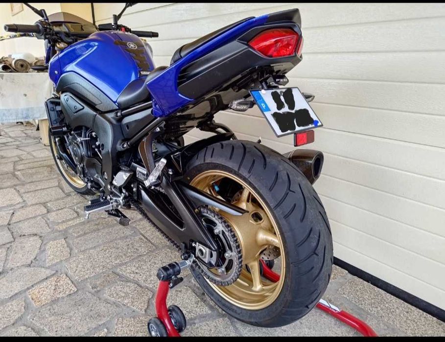 Yamaha FZ8  (impecável)