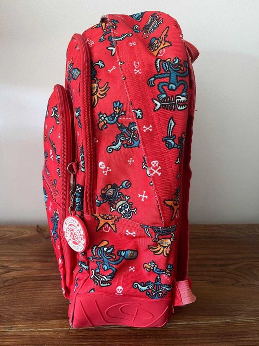 Mochila escolar muito boa, da Grafoplás