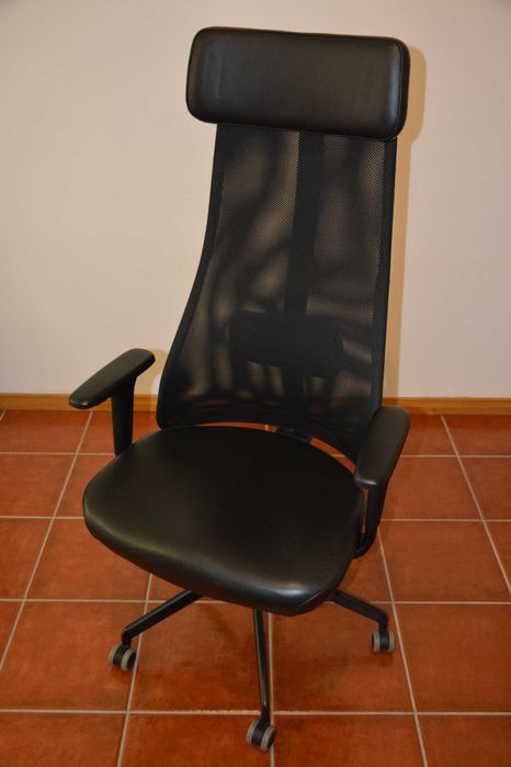Cadeira Escritório IKEA (JÄRVFJÄLLET) + Oferta de mesa LAGKAPTEN / ADILS