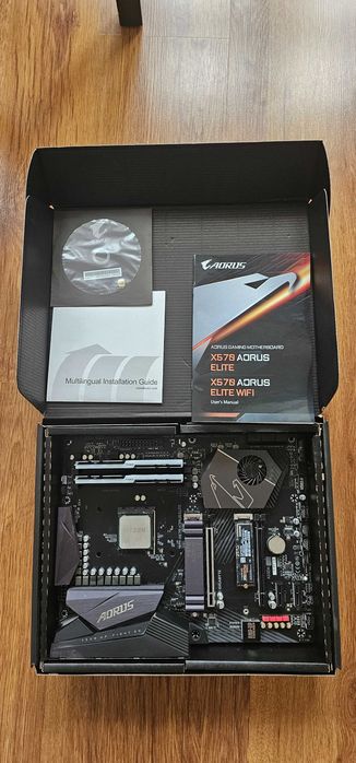 Ryzen 9 5900X, RX 7900 XTX 24GB, 32GB RAM B-Die, Zasilacz 1000W