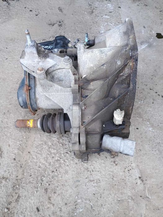 Skrzynia biegów 2S6R7002MB Ford Fiesta MK6 1.3b 01-08