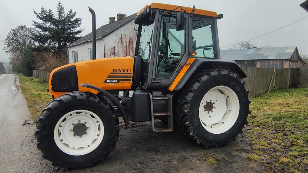 RENO TEMIS 610 w bardzo ładnym stanie, gotowy do pracy.