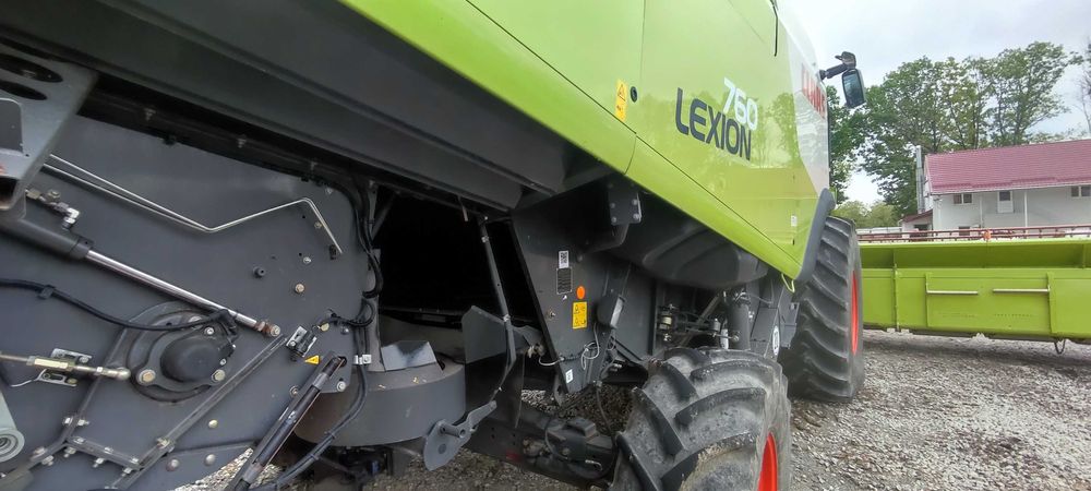 Комбайн CLAAS Lexion 760