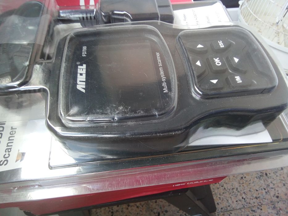 Máquina de diagnóstico automóvel para limpar erros nova