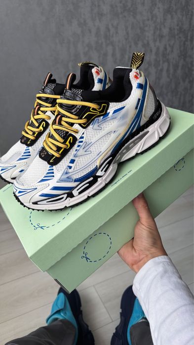 Off-White Be Right Back White Blue