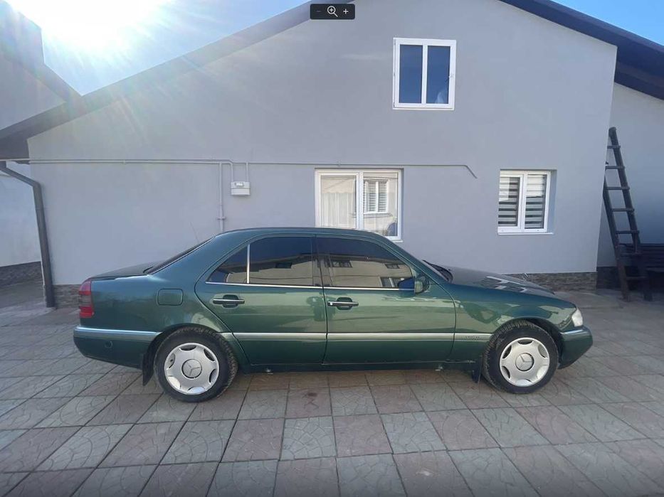 Mercedes-Benz C-Class 1995