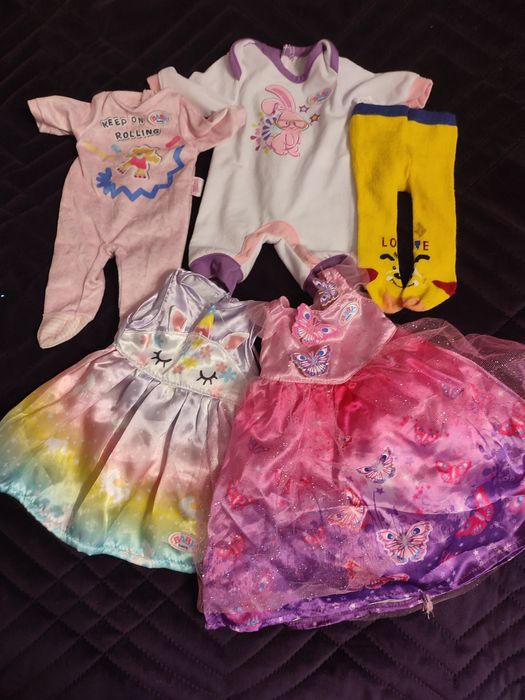 Продам одяг для Baby born.