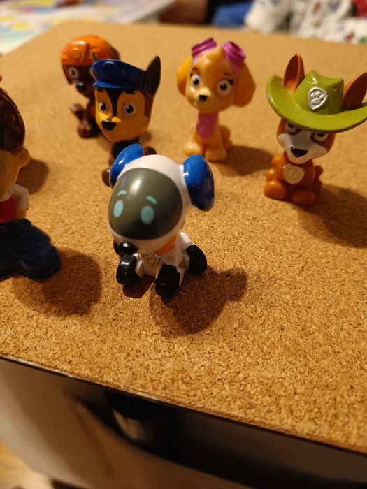 Jak nowe oryginalne spin master figurki saszetki spin master robopies