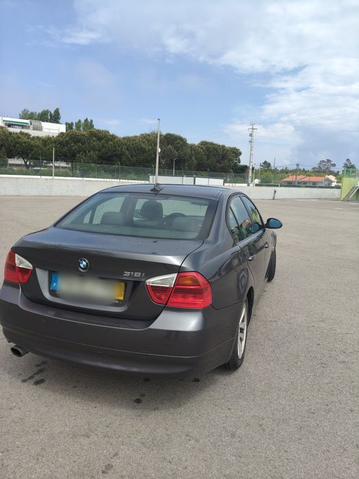 BMW e90 316i  bom estado