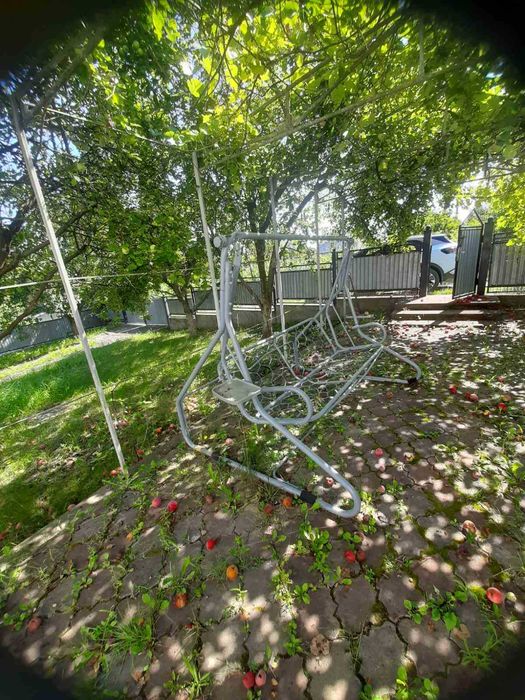 Продається капітальний будинок в 5 хвилинах від міста