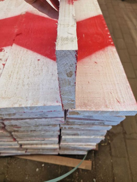 Barreira de segurança em madeira