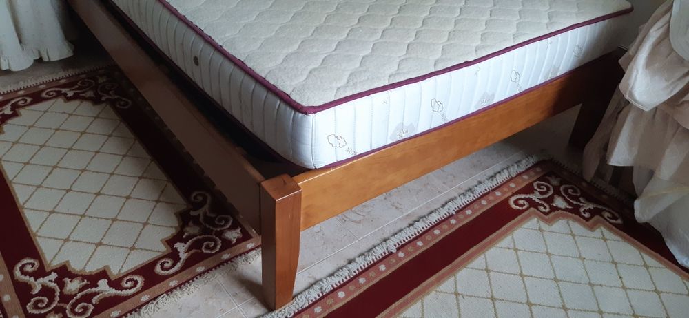 Cama casal robusta  1,40×1,90 m