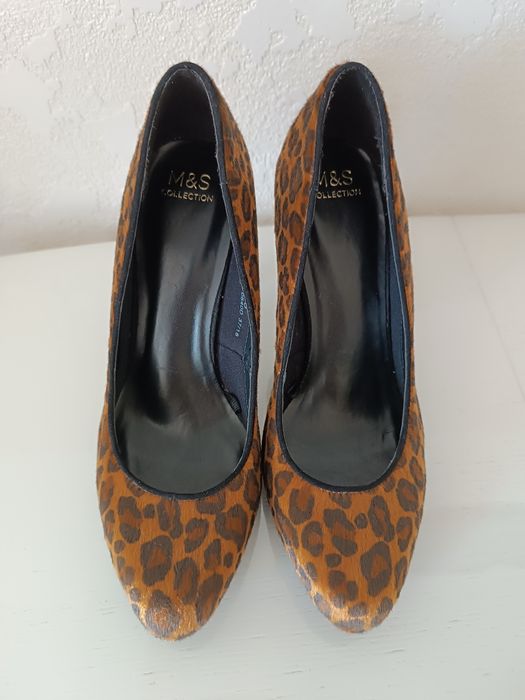 Marks Spencer стильні жіночі туфлі