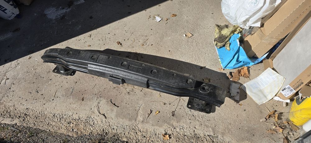 Belka tylna wzmocnienie zderzaka seat alhambra 2015 7N