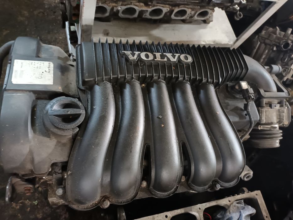 Silnik 2.4 B  części volvo s40 II V50 c70 c30 B5244S