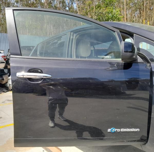 Porta frente direita NISSAN Leaf EV (ZE0)