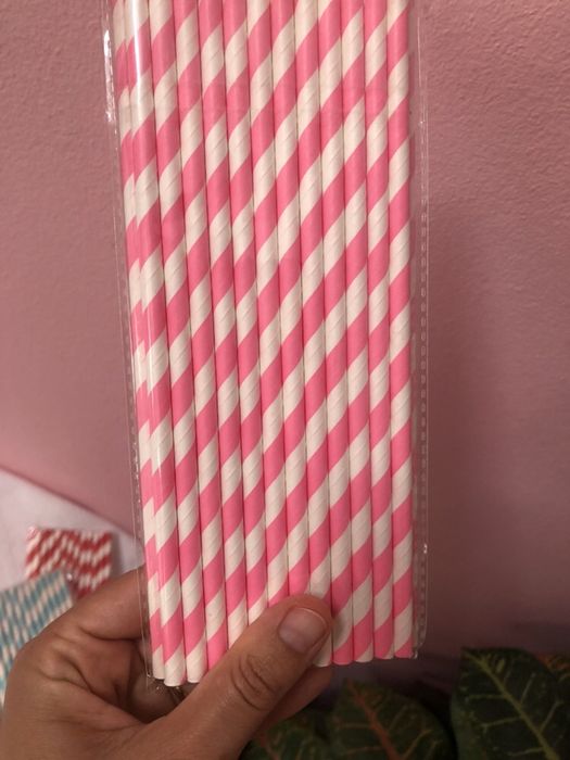 Conjunto de 150 palhinhas de Papel (rosa, azul e vermelho)