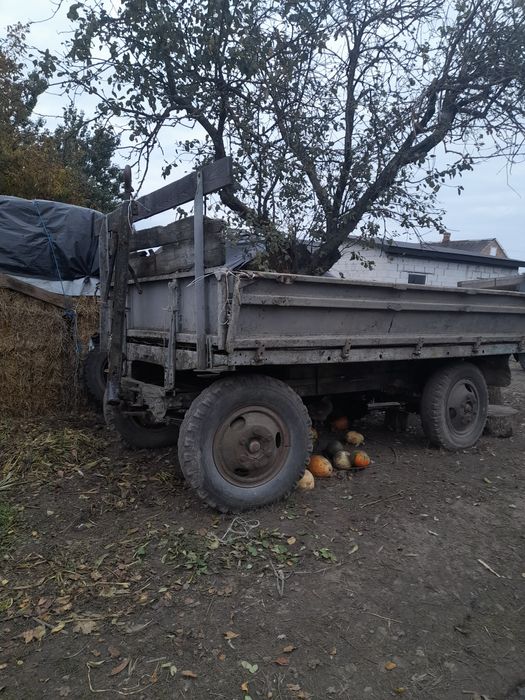 Продам прицеп бортовий