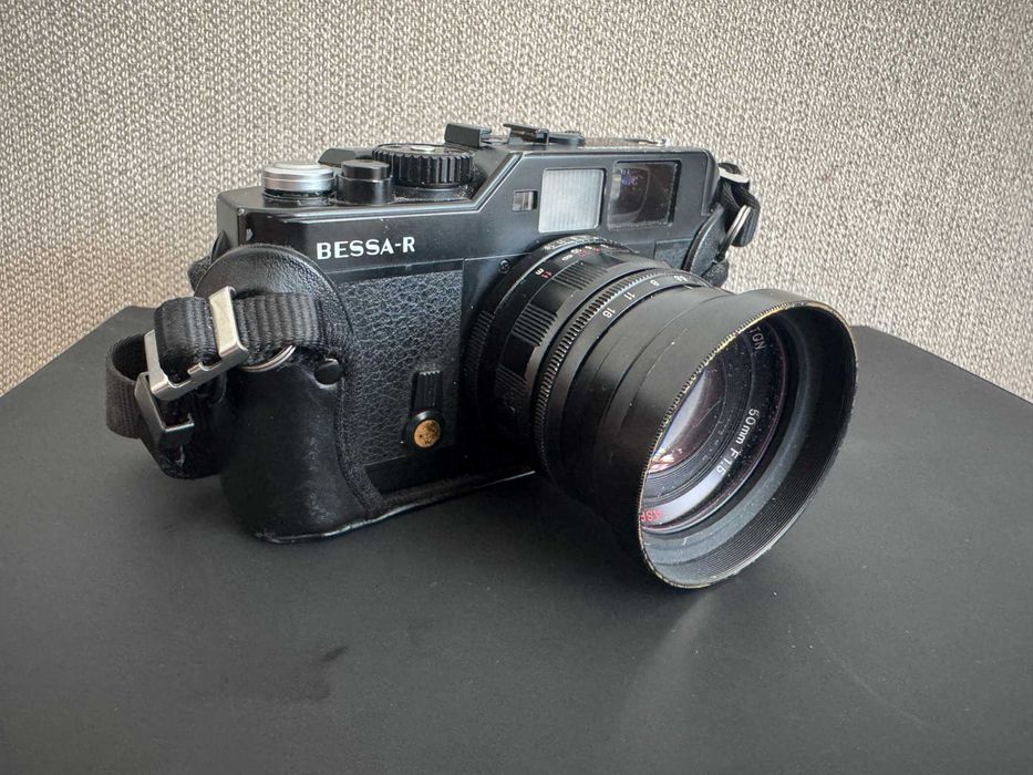 Voigtländer Bessa R w/ Nokton 50mm f1.5 ASPH Lens VM Leica LTM Mount