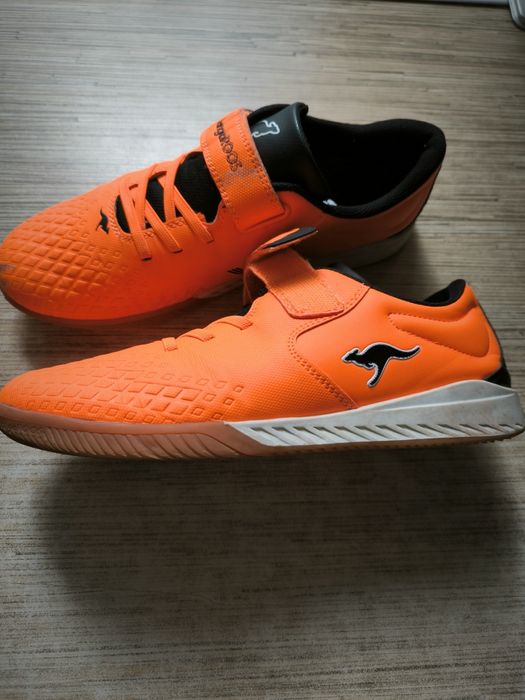 Кроссовки мужские.