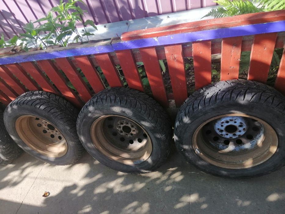 Резина з дисками