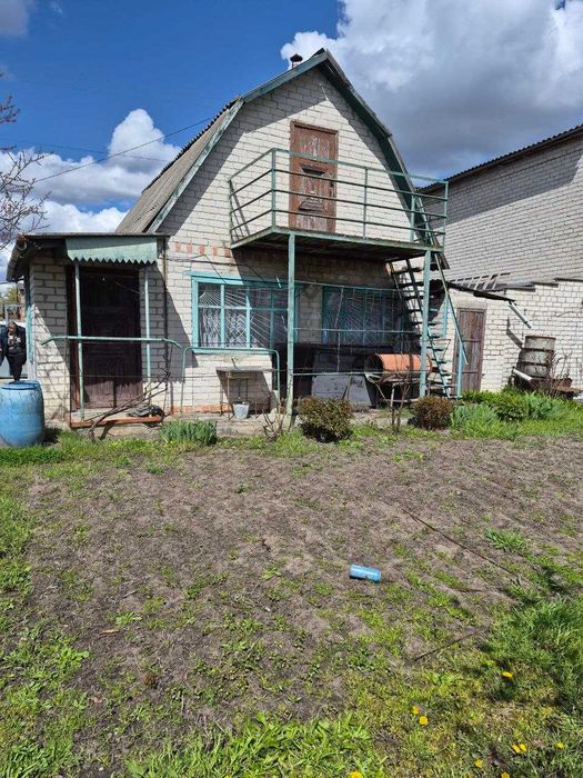 Продам ДАЧУ в РОМАНКАХ в кооп. ЛОКОМОТИВ. 6000