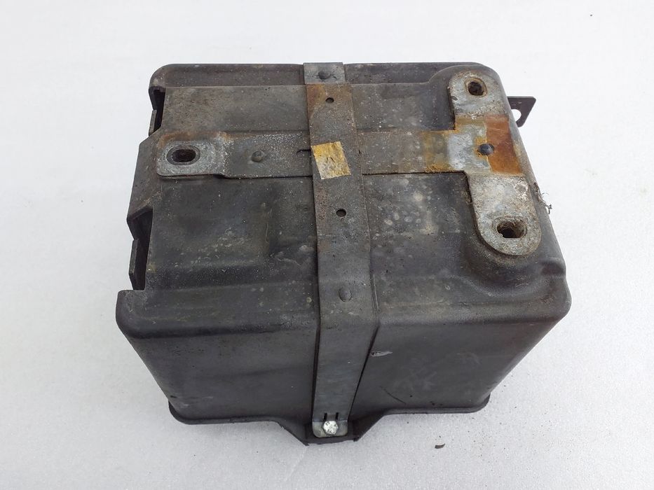Base / caixa da bateria FORD Puma (EC_)