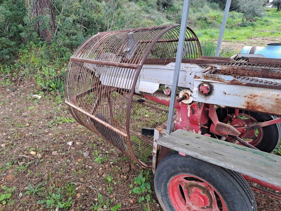Máquina arrancar batata