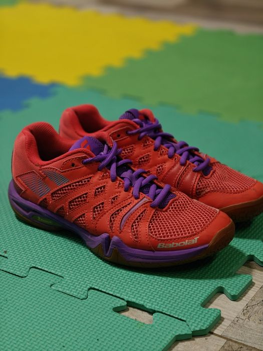 Продам кросівки Babolat 38 розмір
