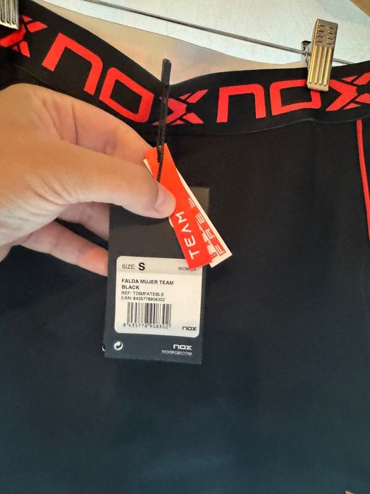 Conjunto Padel NOX - Preto/vermelho e Roxo