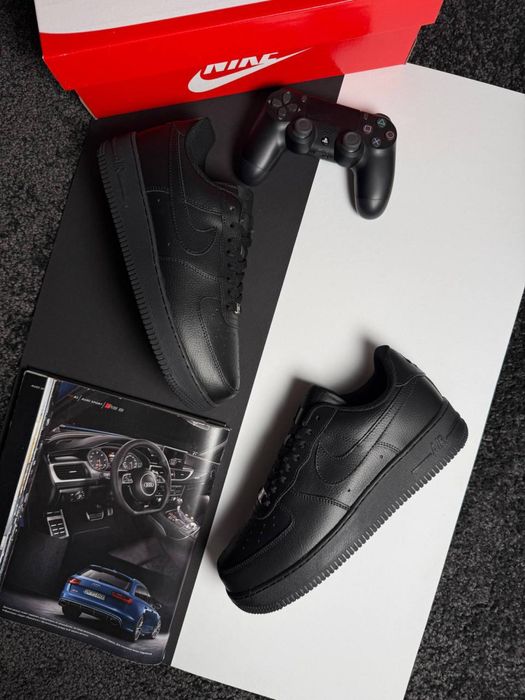 Чоловічі  кросівки найк аір форс Nike Air Force 1 '07 Black [41-45]