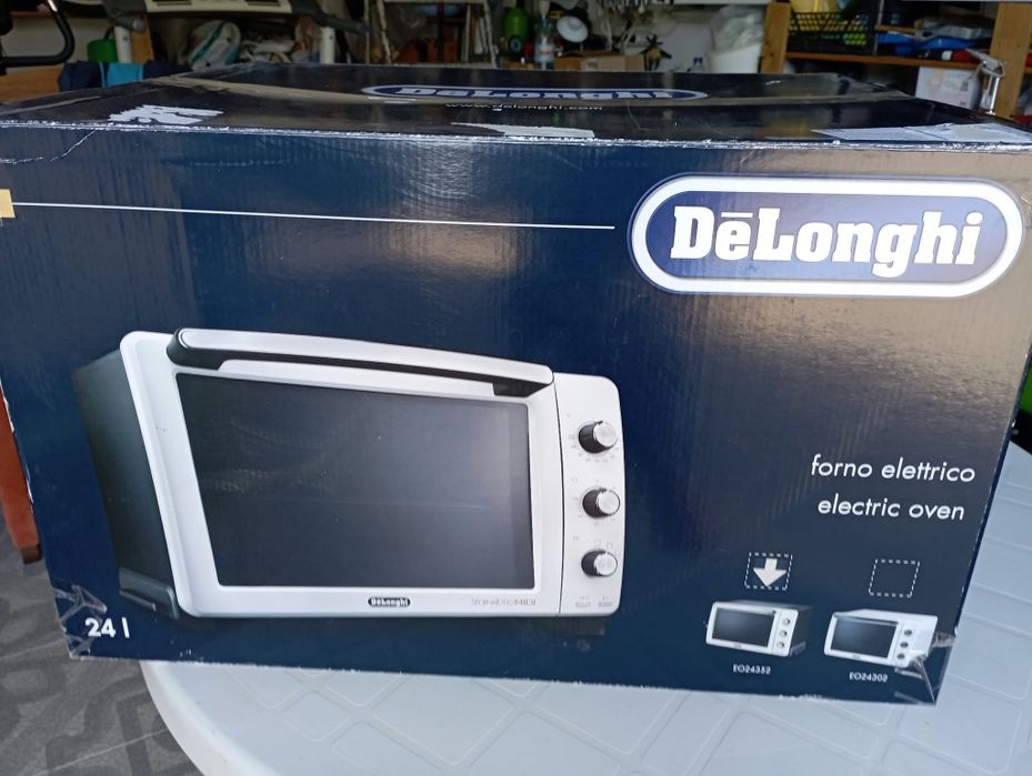 Forno eléctrico DeLonghi 24L 1800w
