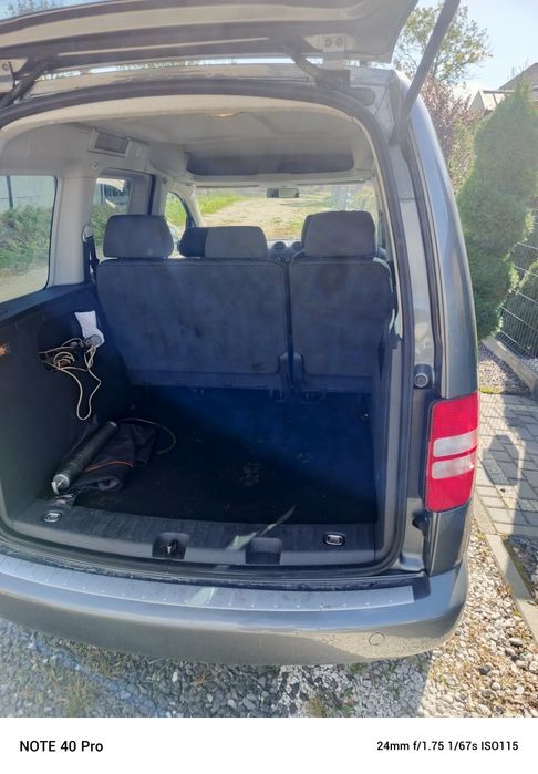 VW caddy 5 osobowy