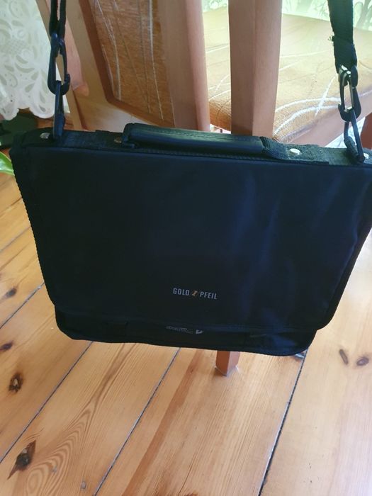 Sprzedam męską torbę.