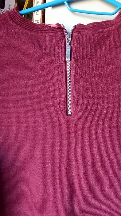 Damski sweter z koronka