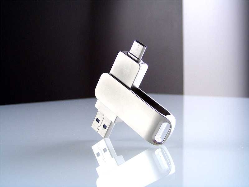 Nowy Pendrive Silver Metal 2TB 2000 GB (USB i USB-C)