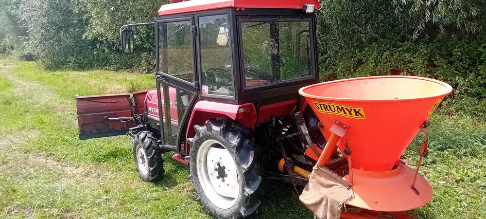 ciągnik  Mitsubishi MT24D  ciągnik diesel