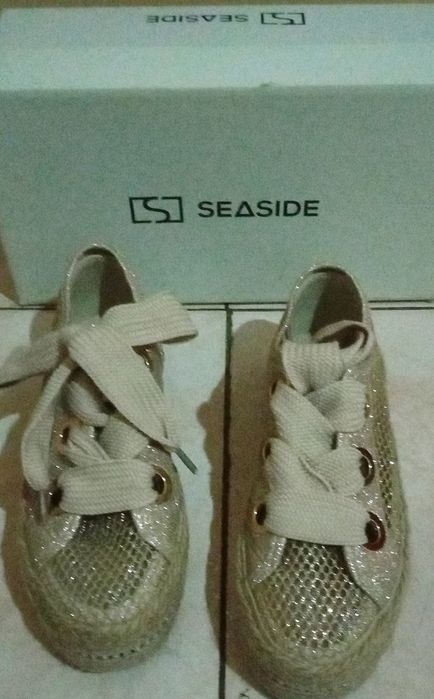 Tenis de verão 37