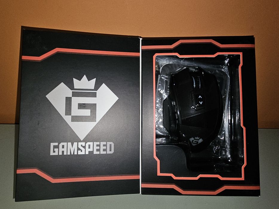 Rato de jogos sem fios sem fios Gamspeed V8 Pro RGB MMO, Sensor óptico